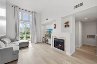 Photo #2: OC24082886 Listing 