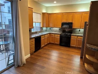 Photo #4: OC24083024 Listing 