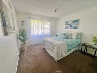 Photo #6: OC24083187 Listing 