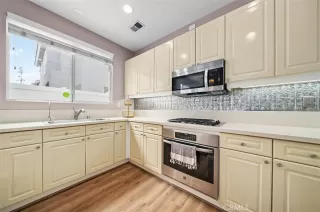 Photo #6: OC24083389 Listing 