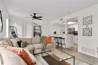 Photo #4: OC24083410 Listing