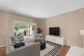 Photo #4: OC24084016 Listing 