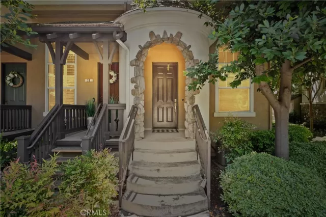 MLS: OC24084084 Condo For Sale