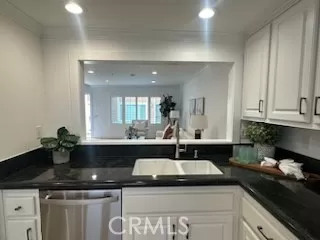 Photo #5: OC24084099 Listing