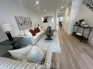 Photo #6: OC24084099 Listing