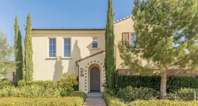 MLS: OC24084256 Condo For Sale