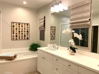 Photo #5: OC24084256 Listing