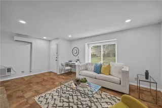 Photo #2: OC24084259 Listing 