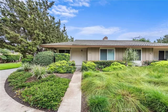 MLS: OC24084296 Condo For Sale