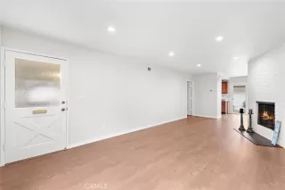 Photo #3: OC24084296 Listing 