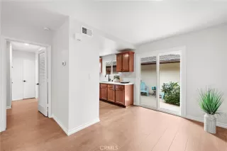 Photo #5: OC24084296 Listing 