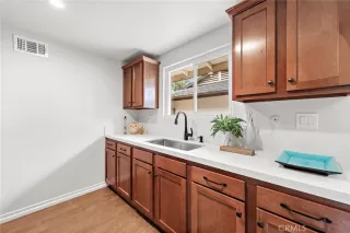 Photo #6: OC24084296 Listing 