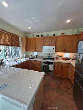 Photo #2: OC24084410 Listing 