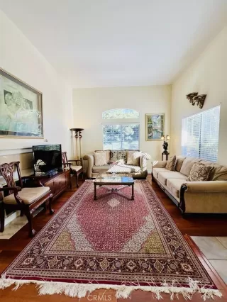 Photo #2: OC24084503 Listing 