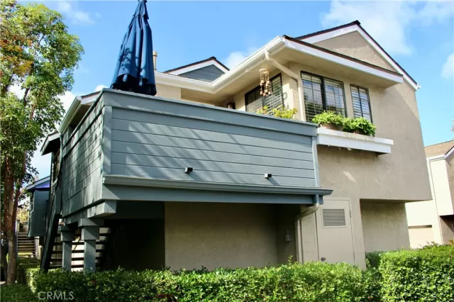 MLS: OC24084967 Condo For Sale