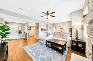 Photo #5: OC24085007 Listing 