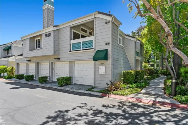 MLS: OC24085125 Condo For Sale