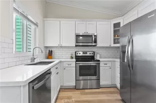 Photo #2: OC24085404 Listing 