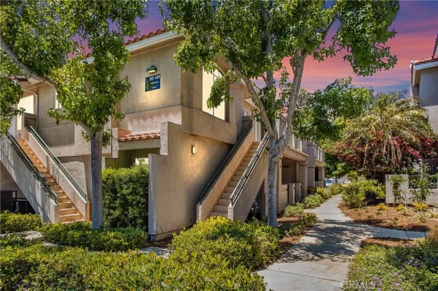 MLS: OC24085413 Condo For Sale