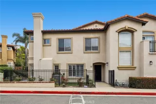 Photo #1: OC24085696 Listing 