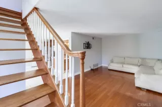 Photo #2: OC24085800 Listing