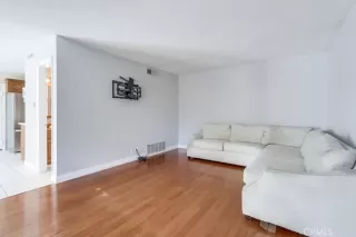 Photo #3: OC24085800 Listing