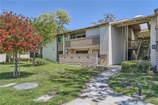 MLS: OC24086094 Condo For Sale