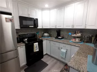 Photo #4: OC24086155 Listing 