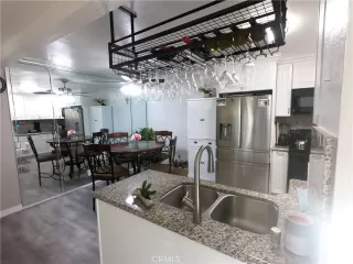 Photo #6: OC24086155 Listing 