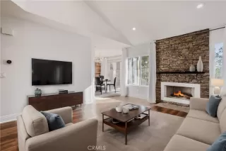 Photo #1: OC24086222 Listing 