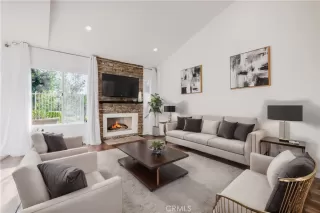 Photo #3: OC24086222 Listing 