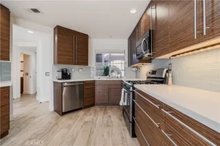 Photo #5: OC24086222 Listing 