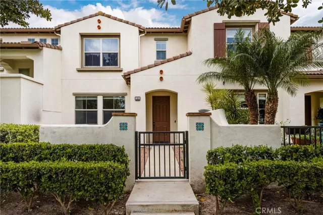 MLS: OC24086264 Condo For Sale