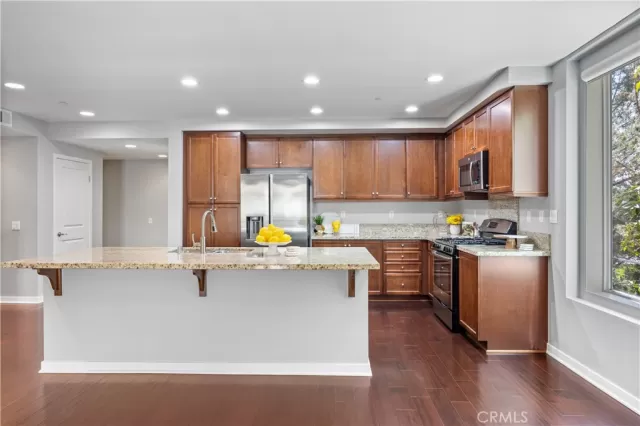 MLS: OC24086544 Condo For Sale