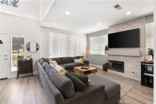 Photo #2: OC24086752 Listing