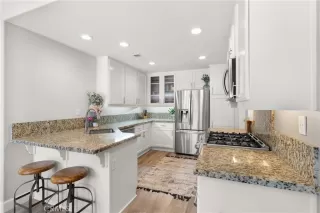 Photo #6: OC24086752 Listing