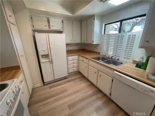 Photo #4: OC24086902 Listing 