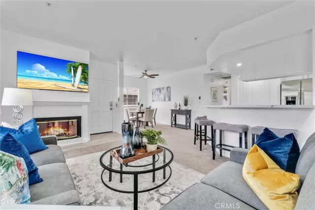 MLS: OC24086911 Condo For Sale