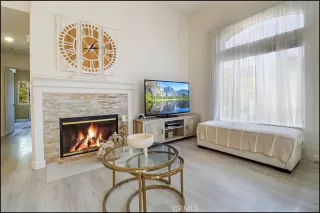 Photo #5: OC24086919 Listing 