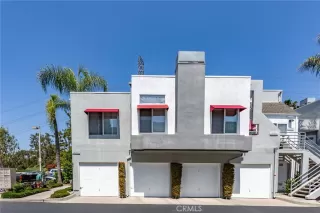 Photo #3: OC24086950 Listing 