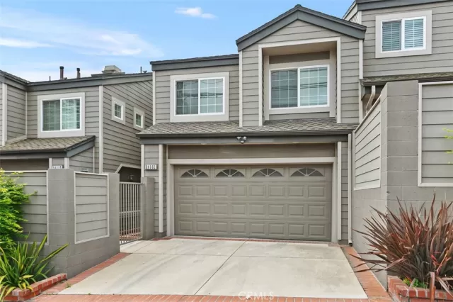 MLS: OC24087178 Condo For Sale