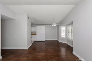 Photo #4: OC24087347 Listing