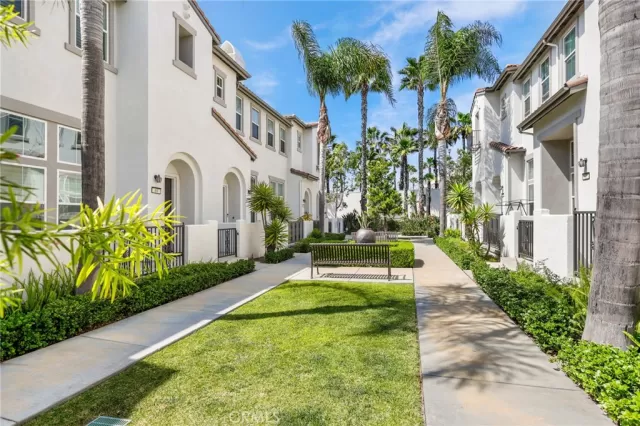 MLS: OC24088002 Condo For Sale