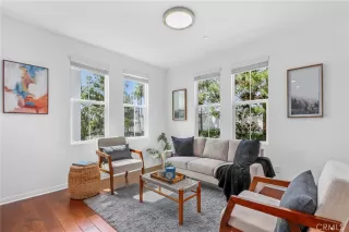 Photo #5: OC24088002 Listing 