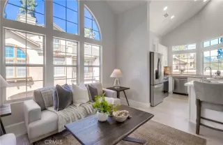 Photo #5: OC24088004 Listing 