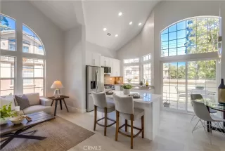 Photo #6: OC24088004 Listing 