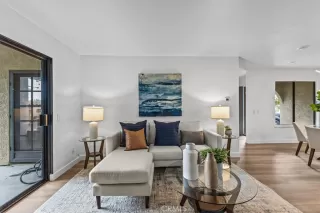 Photo #2: OC24088293 Listing