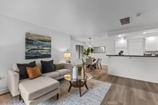 Photo #3: OC24088293 Listing