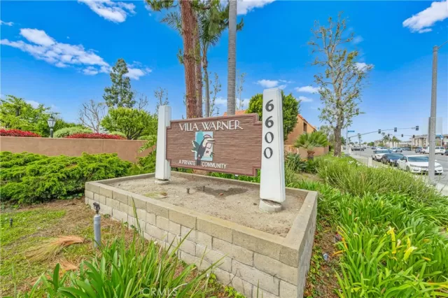 MLS: OC24088402 Condo For Sale