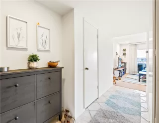 Photo #2: OC24088402 Listing 